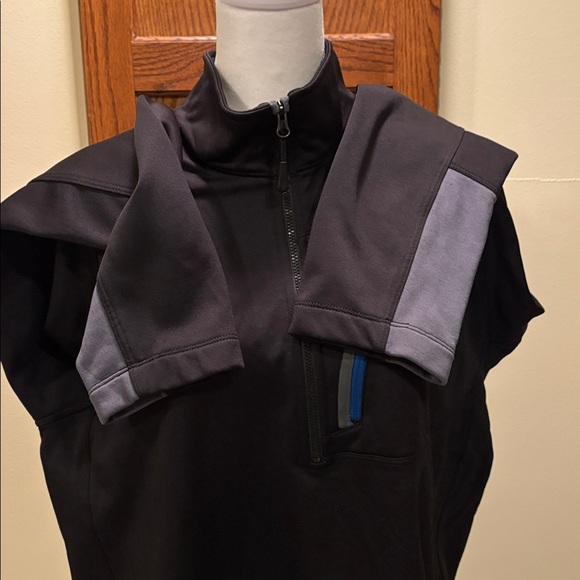 The North Face Black and Blue Jacket - size XL - Picture 4 of 9